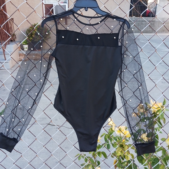 Womens BodySuit NWOT size Medium - Picture 2 of 9